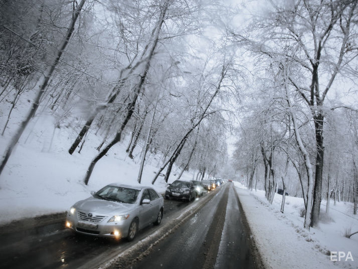 В Украине – снегопады, проезд на всех дорогах обеспечен – "Укравтодор"