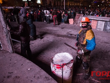 В Киеве ночь на Грушевского прошла намного спокойнее, чем предыдущая