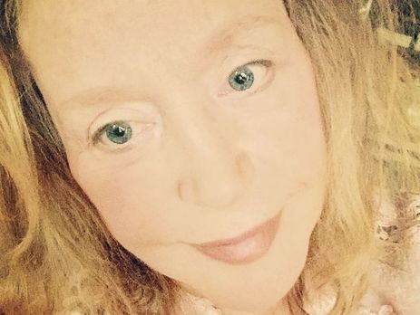 ﻿69-річна Пугачова відсвяткувала Різдво в міні-спідниці