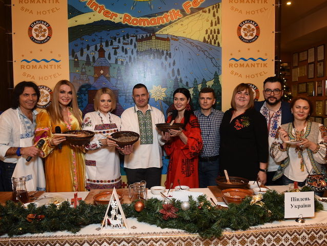 ﻿У Карпатах українські зірки приготували кутю за рецептами з різних регіонів країни