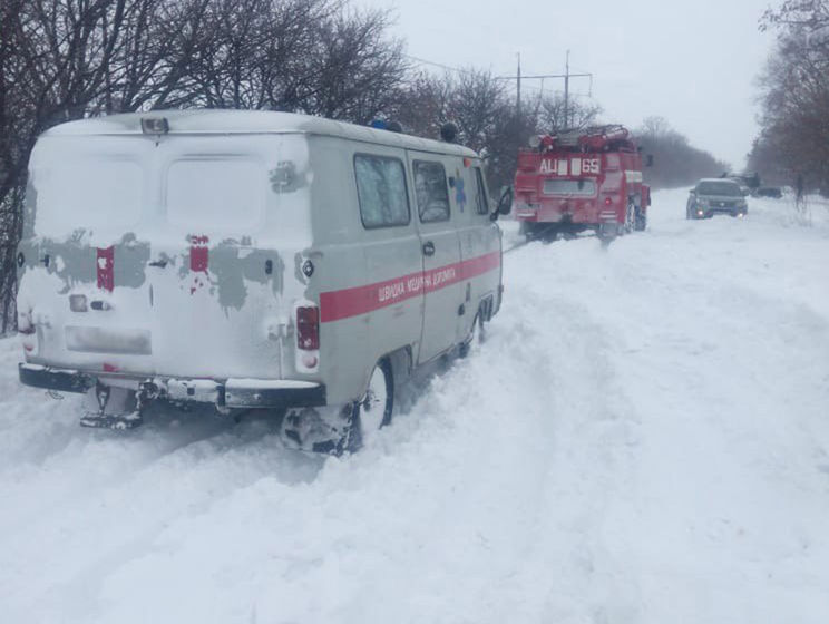 ﻿В Україні йде сніг, проїзд на дорогах державного значення забезпечено – "Укравтодор"