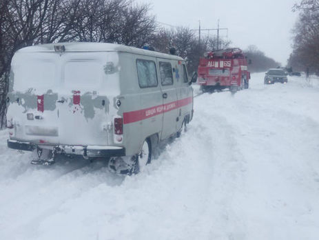 В Украине идет снег, проезд на дорогах государственного значения обеспечен – 