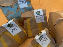 Із McDonald′s у Раду доставили замовлення з написом XYU на всіх пакетах