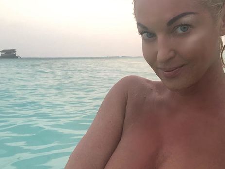 Волочкова снялась топлес