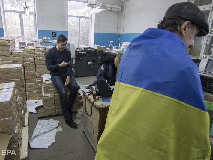 ЦИК Украины разрешил наблюдать за выборами президента 13 общественным организациям