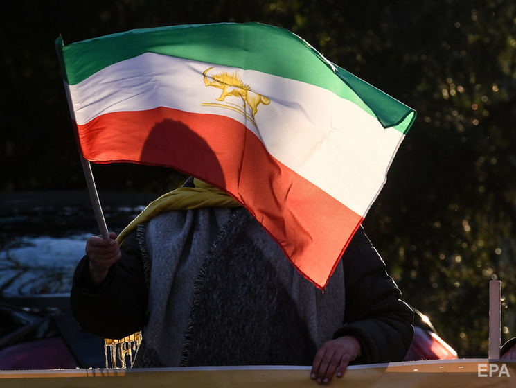 ﻿Міністр нафтової галузі Ірану заявив, що його країна не буде дотримуватися санкцій США