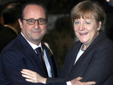 Меркель и Олланд прилетели в Москву на переговоры с Путиным по Донбассу