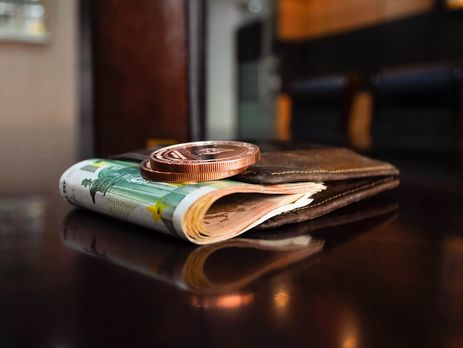 Курс гривны к евро упал до 32,61 грн/€