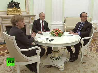 В Кремле Путин, Меркель и Олланд начали переговоры "с глазу на глаз"