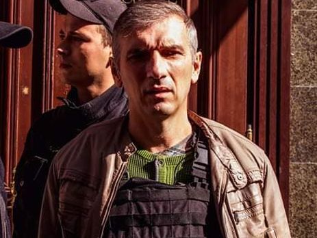 В полиции сообщили, что из легкого пережившего покушение активиста Михайлика извлекли пулю