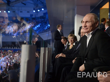 Немцов: Очевидно, что полтора триллиона рублей, потраченные на Олимпиаду, по сути выброшены на ветер