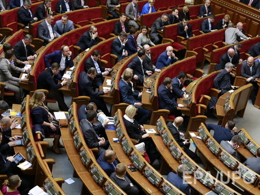 Парламент в первом чтении принял закон о тюремных капелланах