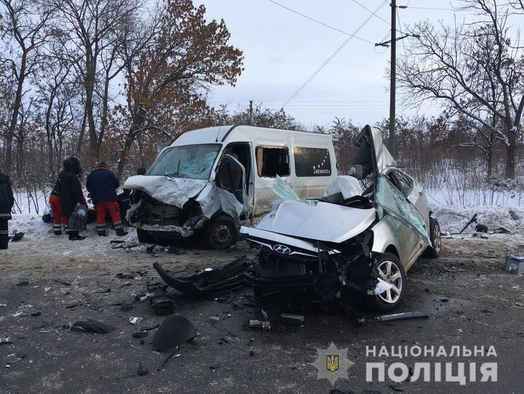 ﻿Поліція почала розслідування ДТП у Харківській області, у якій загинуло чотири людини