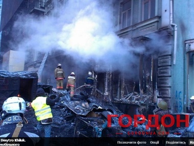 В Киеве на Грушевского сгорел магазин