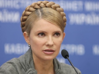 Тимошенко потребовала видеосъемки независимыми СМИ ее доставки в суд
