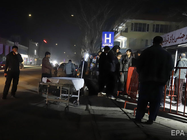 ﻿У Кабулі вибухнула начинена вибухівкою вантажівка, четверо людей загинули, 90 поранено