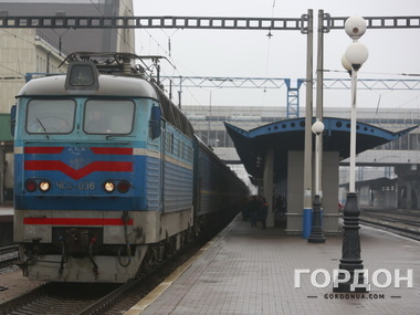 "Укрзалізниця": Проездные билеты подорожают на 21% в 2015 году