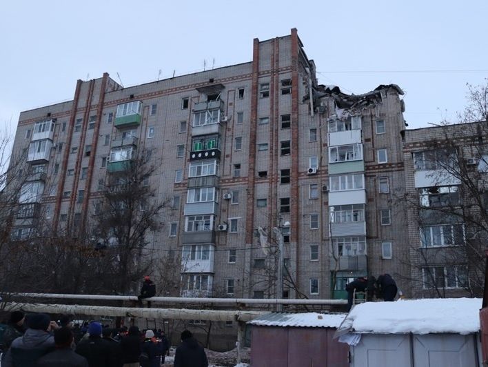 ﻿Рятувальники дістали з-під завалів будинку в Ростовській області ще двох людей