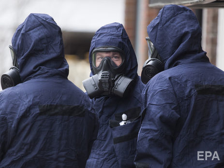 Ð¡ÐºÑÐ¸Ð¿Ð°Ð»Ñ Ð¸ ÐµÐ³Ð¾ Ð´Ð¾ÑÑ Ð®Ð»Ð¸Ñ Ð¾ÑÑÐ°Ð²Ð¸Ð»Ð¸ Ð² Ð¼Ð°ÑÑÐµ 2018 Ð³Ð¾Ð´Ð° Ð² Ð±ÑÐ¸ÑÐ°Ð½ÑÐºÐ¾Ð¼ Ð¡Ð¾Ð»ÑÐ±ÐµÑÐ¸ ÑÐ°Ð·ÑÐ°Ð±Ð¾ÑÐ°Ð½Ð½ÑÐ¼ Ð² Ð Ð¤ Ð½ÐµÑÐ²Ð½Ð¾-Ð¿Ð°ÑÐ°Ð»Ð¸ÑÐ¸ÑÐµÑÐºÐ¸Ð¼ Ð°Ð³ÐµÐ½ÑÐ¾Ð¼ "ÐÐ¾Ð²Ð¸ÑÐ¾Ðº"