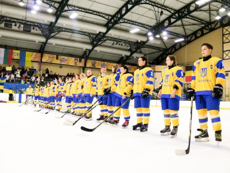 Женская сборная Украины по хоккею выиграла квалификационный турнир чемпионата мира