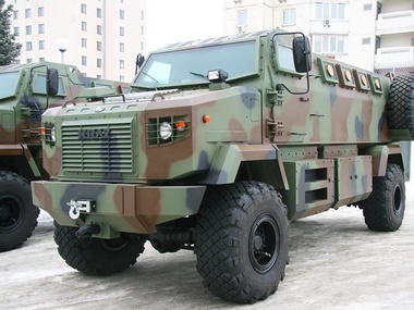Аваков: На вооружение Нацгвардии поступили бронемашины Shrek-APC