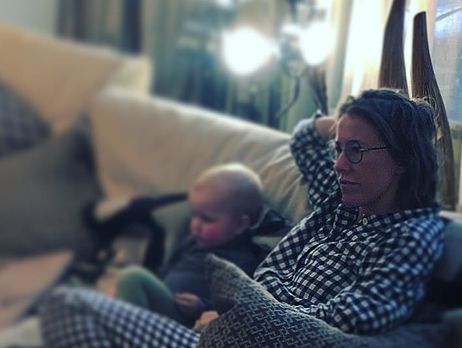 Двухлетний сын Собчак рассказал о ее красоте