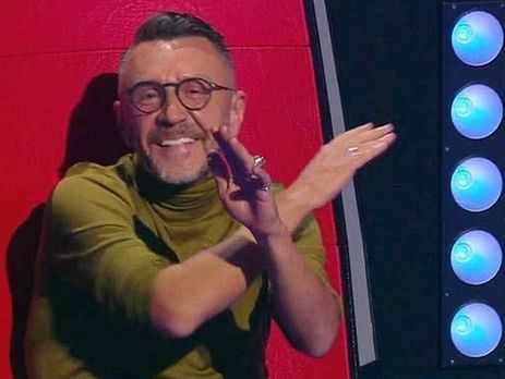 ﻿Шнуров показав голий торс на знімку з дівчиною