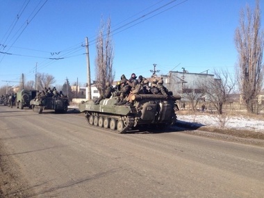 СМИ: Украинские военные уходят из Дебальцево