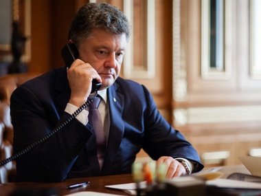 Порошенко предложил ЕС направить своих военных экспертов в Совместный центр контроля на Донбассе