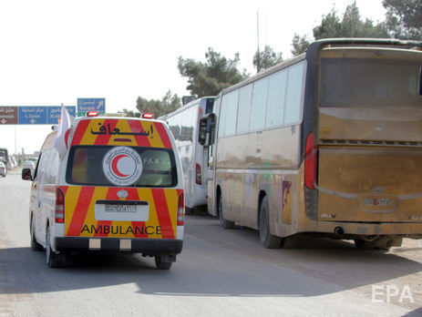 ﻿У Сирії внаслідок вибуху бомби в автобусі загинуло три людини, приблизно 20 поранено