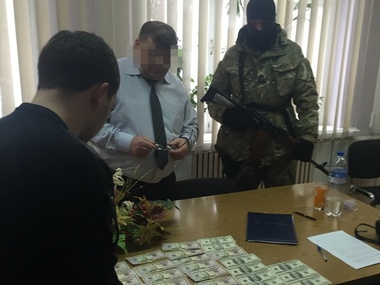 СБУ: В Сумской области задержан за взятку начальник Пенитенциарной службы Украины