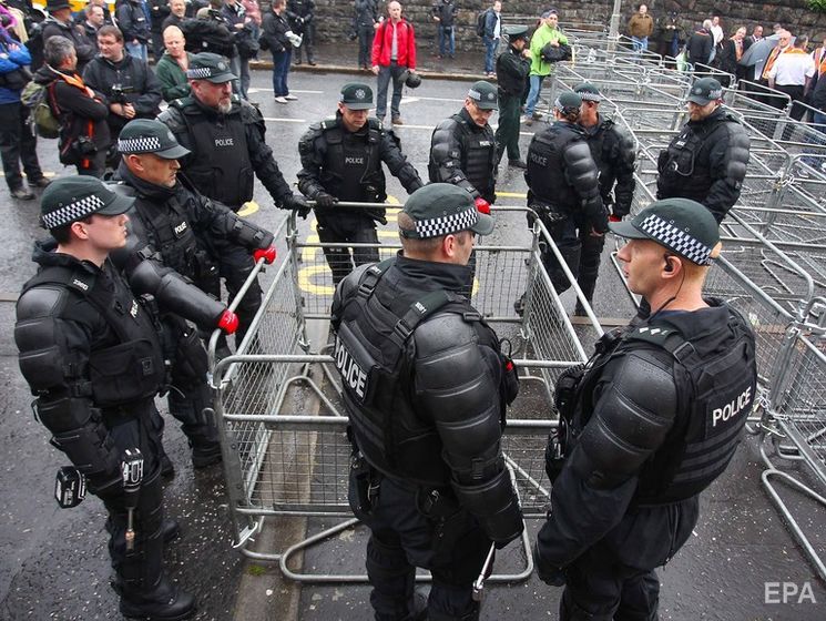 Полиция отпустила задержанных после взрыва в Северной Ирландии