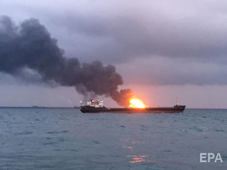 В результате пожара на судах в районе Керченского пролива погибло 14 человек, 12 спасены, судьба шести неизвестна – СМИ