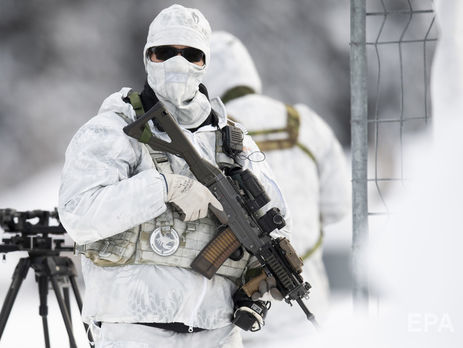 Снайперы в снегу. В Давосе при усиленных мерах безопасности начинается экономический форум. Фоторепортаж