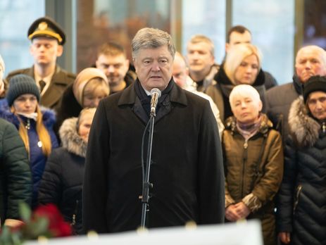 Порошенко: Украина является унитарным государством. Никаких федераций и никаких специальных статусов