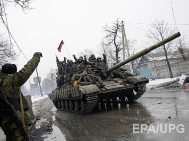 Полк "Азов": Боевики перебросили в район Безыменного 350 человек и 20 единиц бронетехники