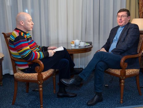 Луценко: Правда, что посты в Генпрокуратуре продаются? Нет. Я сам назначал всех своих замов, а я, как известно, денег не беру 