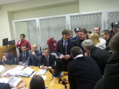 Апелляционный суд перенес заседание по делу экс-беркутовцев, обвиняемых в расстрелах на Майдане, на 24 февраля