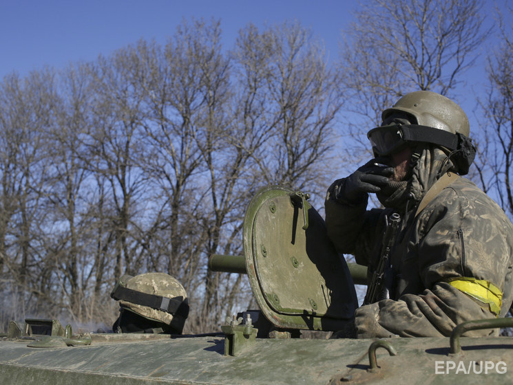 Генштаб: Украина начинает отвод тяжелого вооружения с линии разграничения