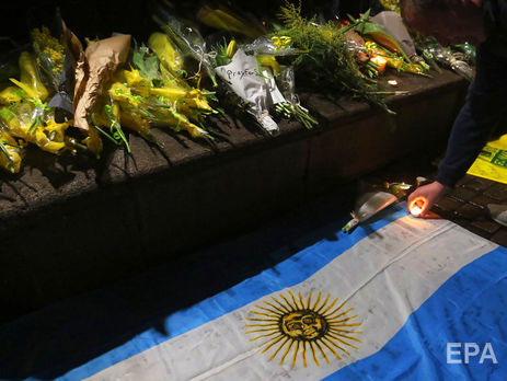 Пошуки зниклого літака з аргентинським футболістом припинили