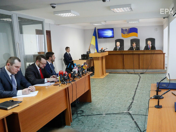 Януковича приговорили к 13 годам тюрьмы, ПАСЕ приняла резолюцию в связи с захватом кораблей ВМС Украины. Главное за день