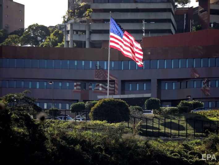 США відкликають частину дипломатів із Венесуели