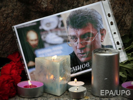 В Москве и Санкт-Петербурге прошли траурные акции памяти Немцова. Фоторепортаж