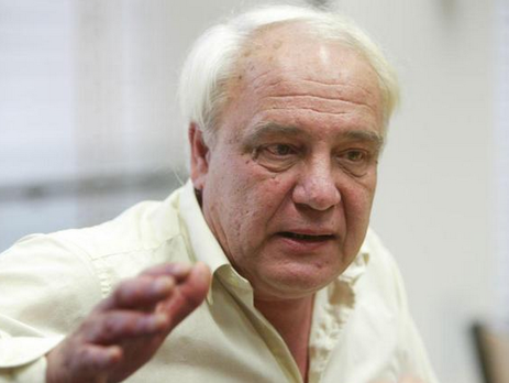 Буковский: Никто, кроме путинского режима, не способен на расстрел рядом с Кремлем, потому что это самое небезопасное место для преступления