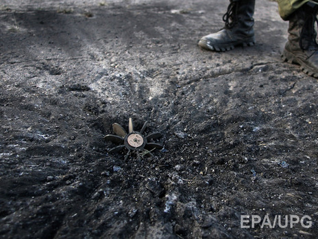 Пресс-центр АТО: Боевики продолжают обстрелы по всей линии разграничения