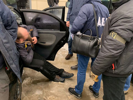 В Полтаве на взятке задержали пограничника – Госбюро расследований