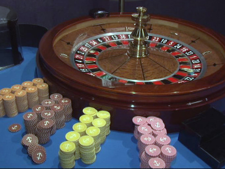 МВД вместе с гражданскими активистами закрыли нелегальное казино в Одессе