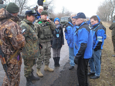 Штаб АТО: ВСУ готовы с завтрашнего дня начать отвод 