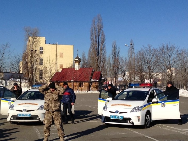 27 украинских инструкторов новой патрульной службы завершили обучение под руководством полисменов из США