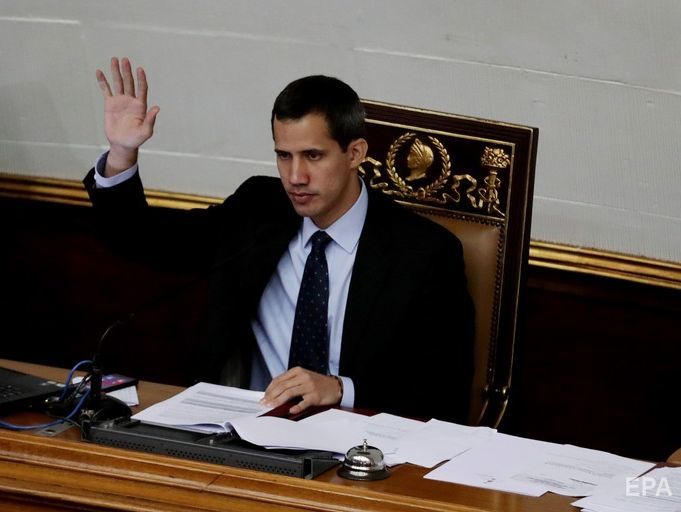 Верховний суд Венесуели заборонив Гуайдо покидати країну й заморозив його рахунки